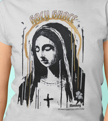 Virgin Mary Art T-Shirt – Unisex Heavy Cotton Tee with Monkey’s Painting, Faith Inspired Graphic Shirt, Christian Gift, Artistic Casual Wear, Available in White & Gray