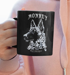 Monkey Self Portrait Art Mug – Black Ceramic Coffee Cup with Monkey’s Own Painting, Unique Dog Lover Gift, Artistic Drinkware, Fun Kitchen Decor, Monkey Artwork
